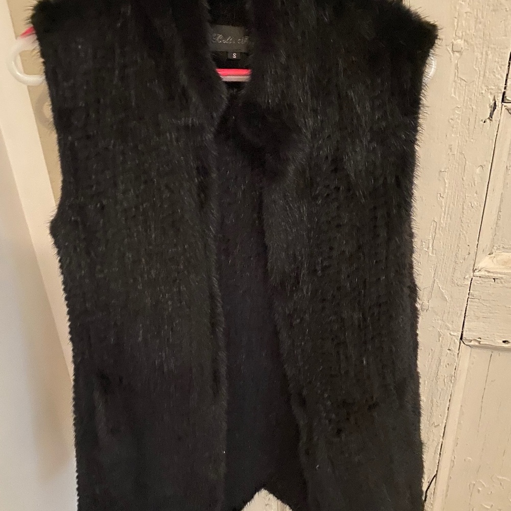 Women’s Black knitted mink vest.
